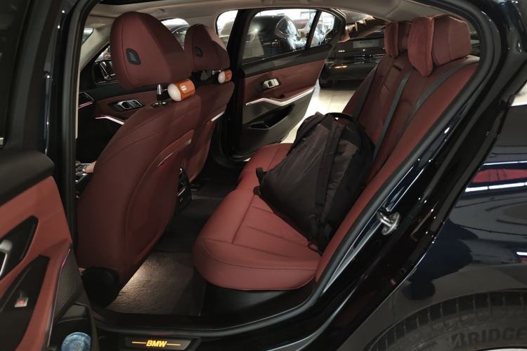 Used BMW i3 2024 eDrive 35 L
