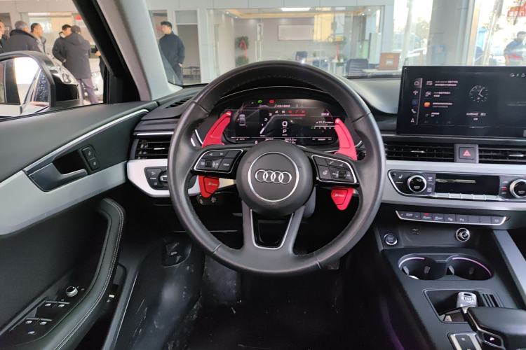 Used Audi A4L 2022 40 TFSI Luxury Dynamic Model