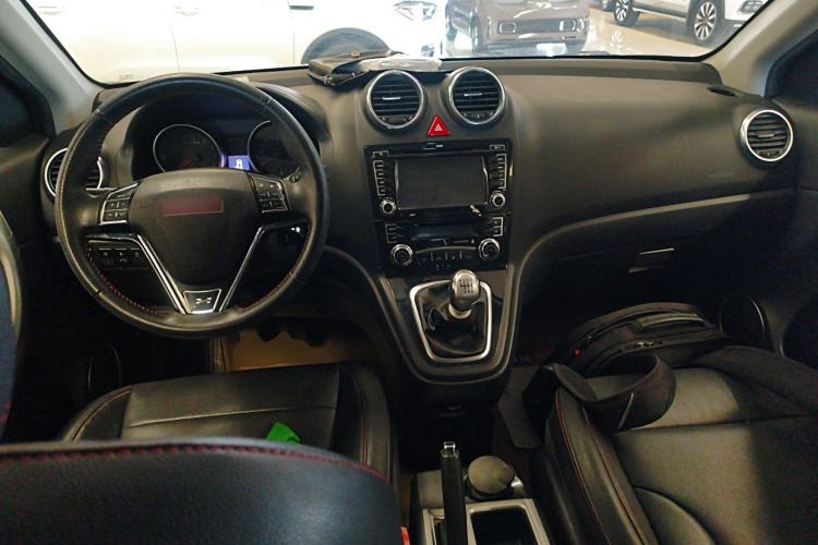 Used Haval H6 2013 Upgraded Model 1.5T Manual Two-Wheel Drive Elite Version
