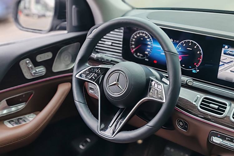 Used Mercedes-Benz GLE 2025 GLE 350 4MATIC Stylish Model
