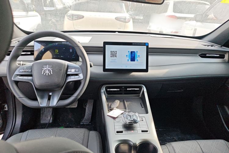 Used BYD Qin PLUS 2025 DM-i Smart Drive 55KM Leading Model
