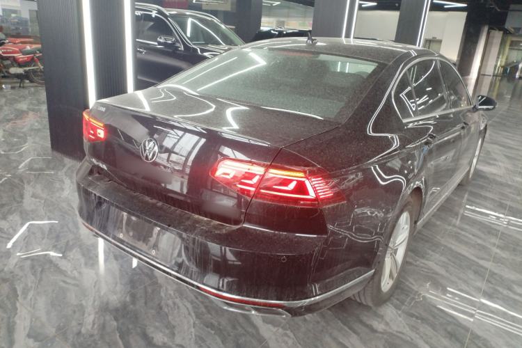 Used Volkswagen Magotan 2025 Zhongxiang Version 280TSI DSG Comfort Edition
