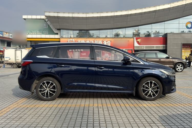 Used BYD Song MAX 2017 1.5T Automatic Smart Connect Elite 7-Seater