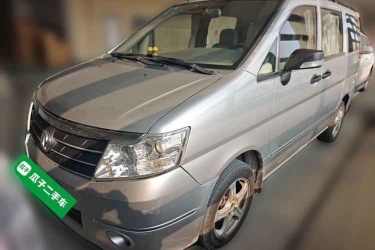 Used Dongfeng Shuaike 2013 Revised Version 1.5L Manual Standard Edition 7 Seats China V Emission Standard