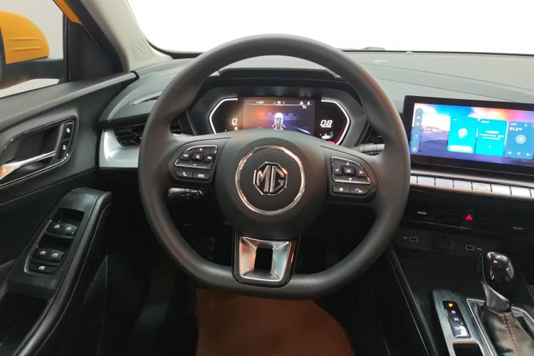 Used MG 5 2021 180 DVVT CVT Youth Luxury Edition
