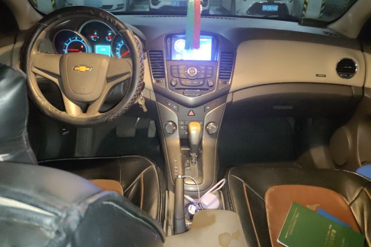 Used Chevrolet Cruze 2015 1.5L Classic SE AT
