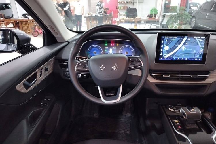 Used Hongqi E-QM5 2024 610 km PLUS
