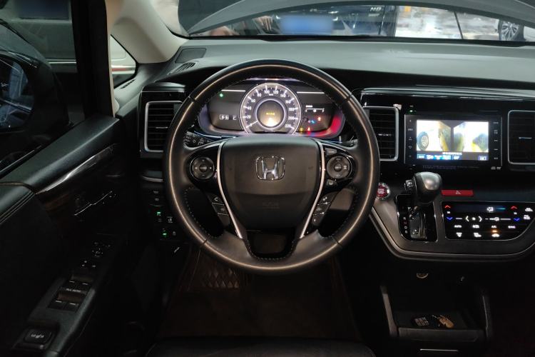 Used Honda Elysion 2016 2.4L Supreme Edition
