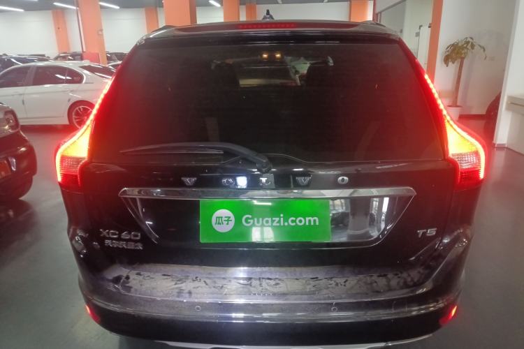 Used Volvo XC60 2016 T5 Smart Upgrade Model
