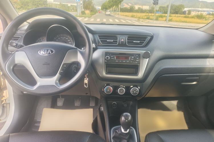 Used Kia K2 2015 Sedan 1.4L MT GLS
