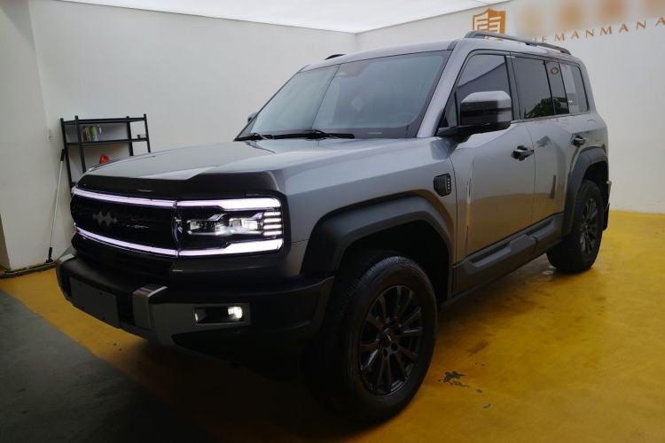 Used Formula Leopard Leopard 5 2023 Navigator Edition