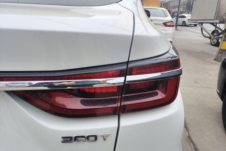 Used Changan CS85 COUPE 2021 1.5T DCT Elite Edition