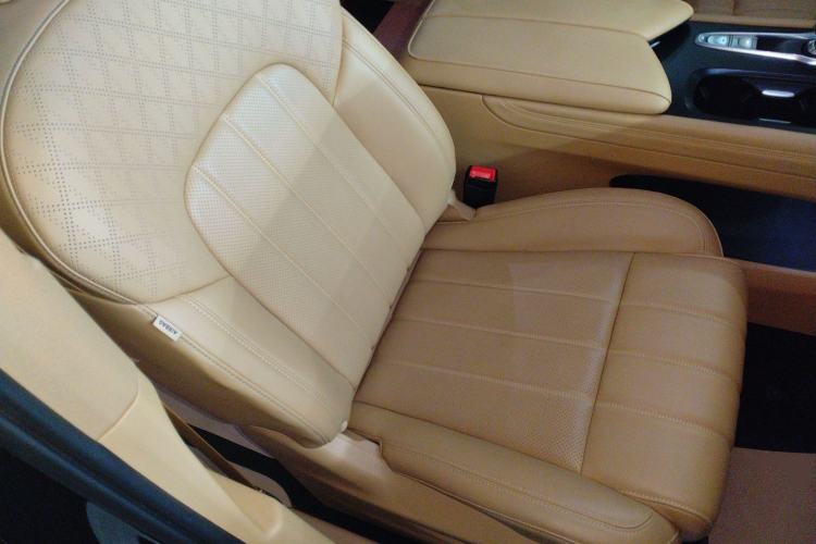 Used VOYAH Dream 2022 0-Carbon Edition Home+ Range Package 605 km