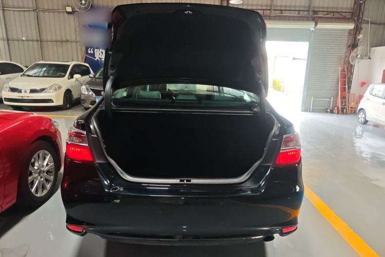 Used Toyota Camry 2015 2.0G Premier Edition
