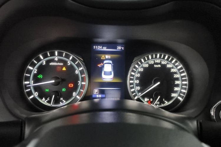 Used Infiniti Q50L 2018 2.0T Enjoyment Edition China V standard
