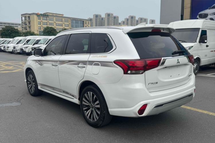 Used Mitsubishi Outlander 2019 2.0L Two-Wheel Drive Comfort Edition 5 Seats China VI Standard
