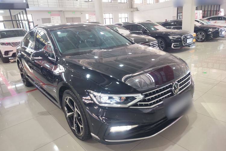 Used Volkswagen Magotan 2023 2 Million Units Commemorative Edition 330TSI DSG Luxury Version