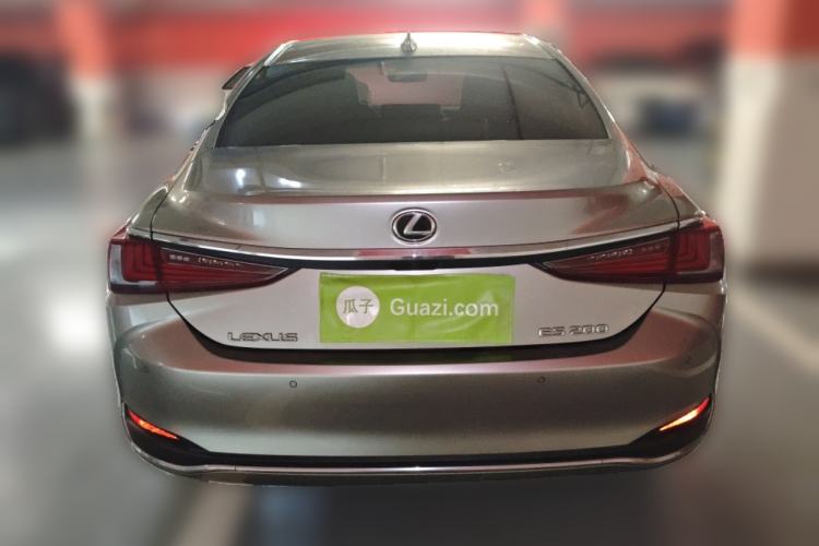 Used Lexus ES 2023 200 Excellence Edition