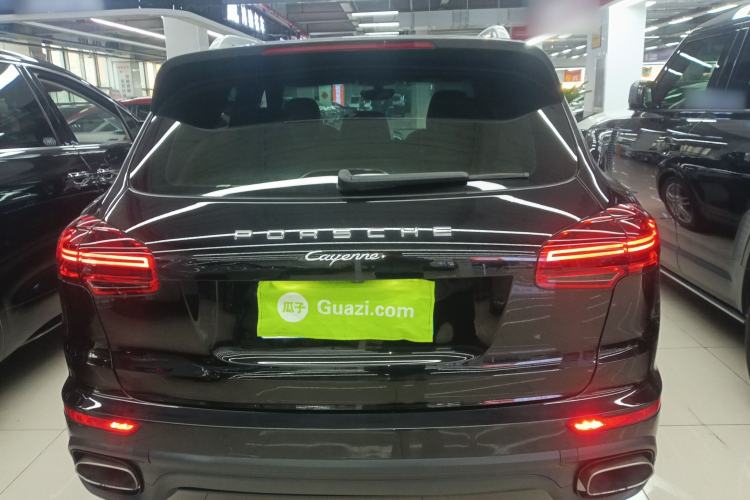 Used Porsche Cayenne 2016 Cayenne Platinum Edition 3.0T
