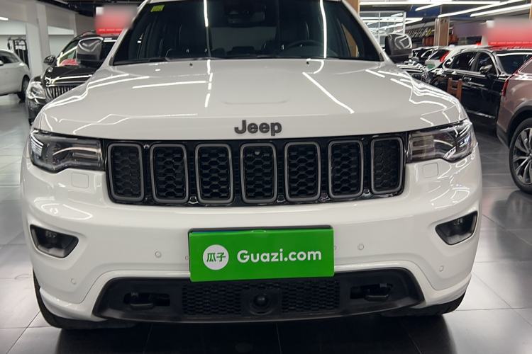 Used  Grand Cherokee 2021 3.0L 80th Anniversary Edition
