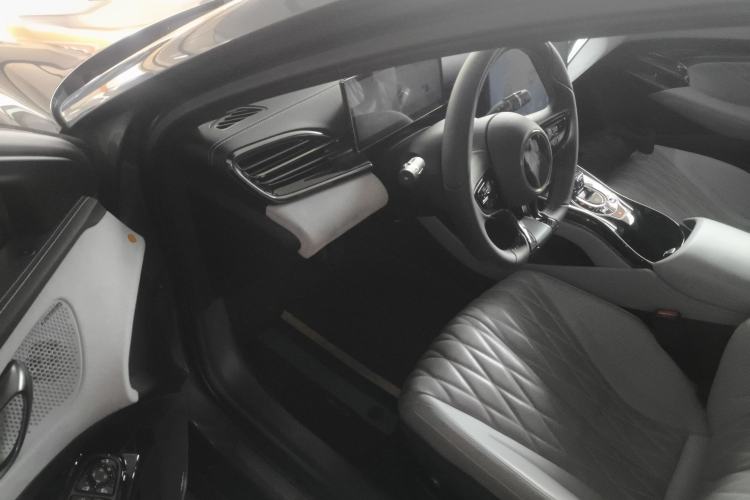 Used BYD Seal 2022 700 km Long-Range Rear-Wheel-Drive Version