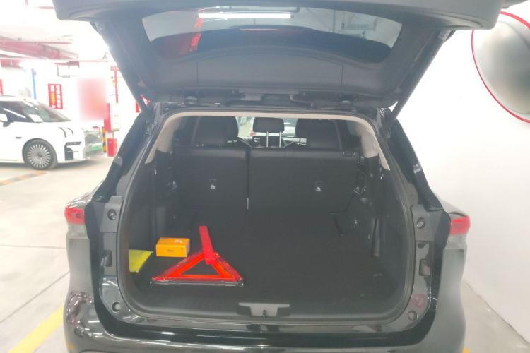 Used Toyota Highlander 2022 Dual-Engine 2.5L Four-Wheel Drive Prestige Version 7 Seats