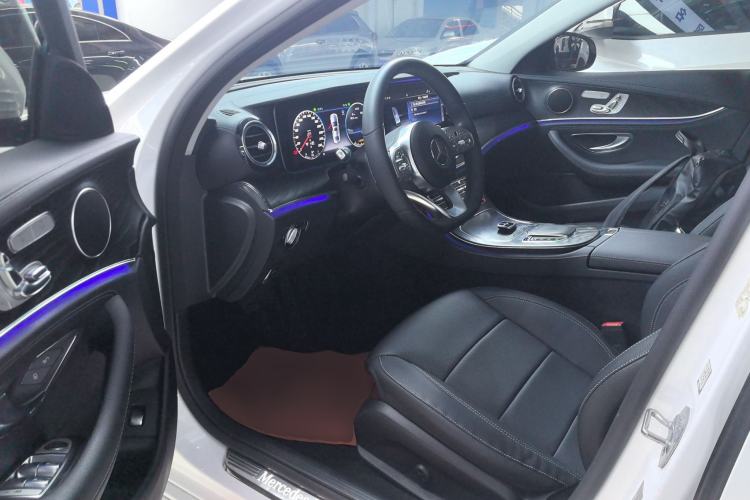 Used Mercedes-Benz E-Class 2019 E 300 L Sporty and Stylish Model
