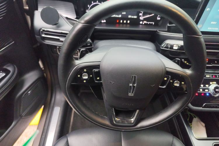 Used Lincoln Corsair 2020 2.0T Two-Wheel Drive Luxury Edition