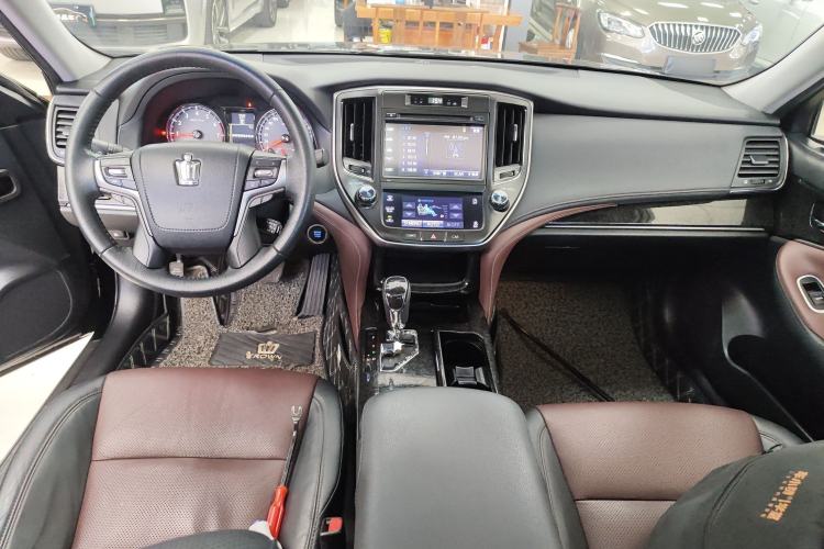 Used Toyota Crown 2018 2.0T Sport Edition
