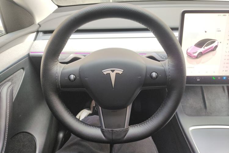 Used Tesla Model Y 2024 Rear-Wheel-Drive Version
