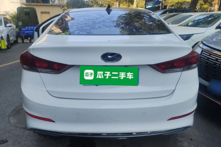 Used Hyundai Elantra 2016 1.6L Automatic ZhiXuan – Elite Version
