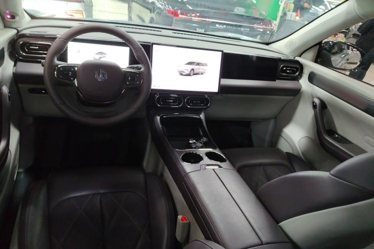 Used Leapmotor C11 2024 All-Electric 580 Luxury Edition
