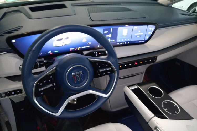 Used Buick GL8 New Energy 2024 Lu Zun Luxury Edition 7-Seater
