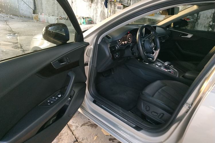 Used Audi A4L 2017 40 TFSI Fashion Model
