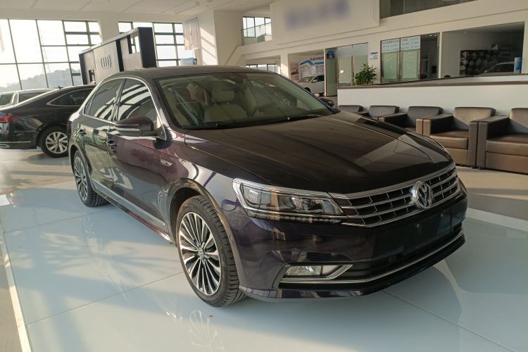 Used Volkswagen Passat 2016 380TSI DSG Ultimate Edition
