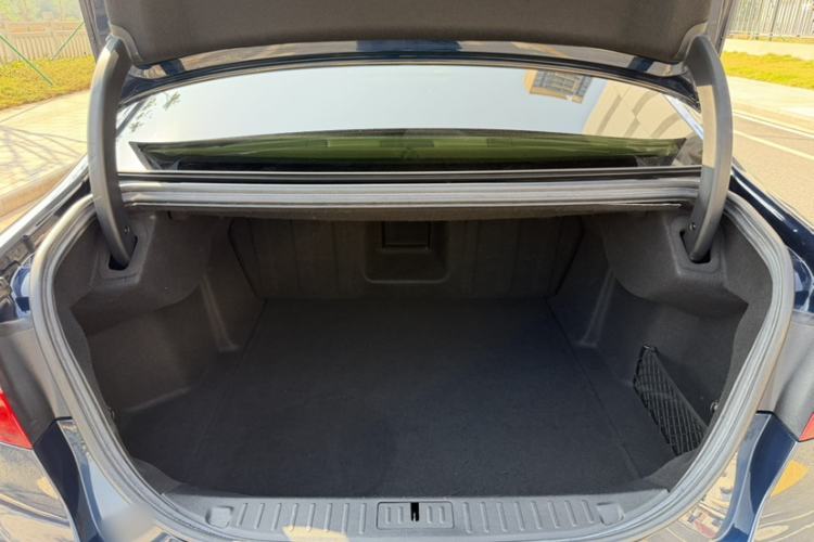 Used Ford Taurus 2017 EcoBoost 245 Luxury Model