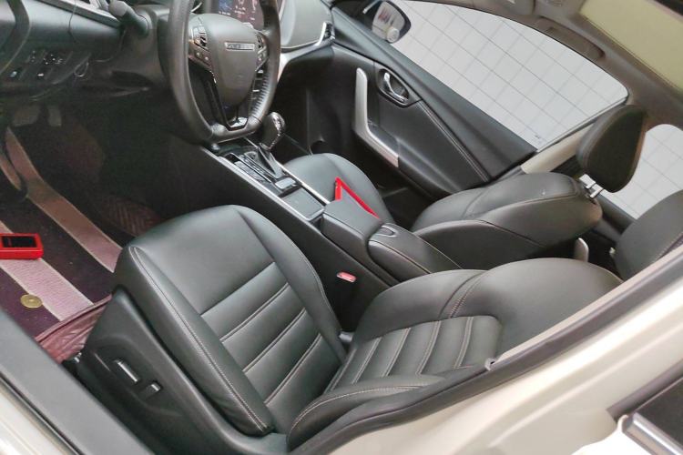 Used Venucia T90 2020 2.0L CVT Smart Connect & Smooth Drive Edition
