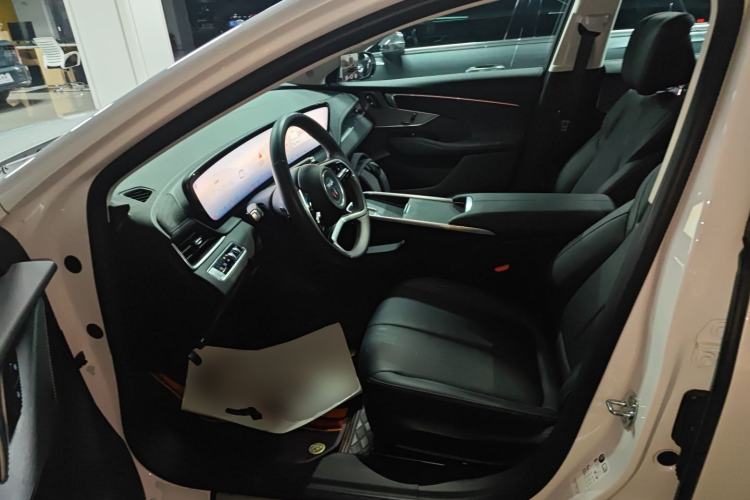 Used Buick LaCrosse 2025 28T Platinum Edition
