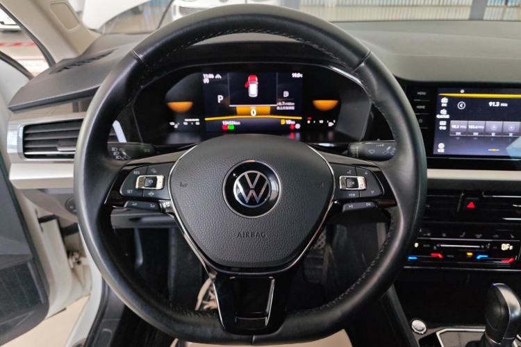 Used Volkswagen Lavida 2022 280TSI DSG Luxury Edition
