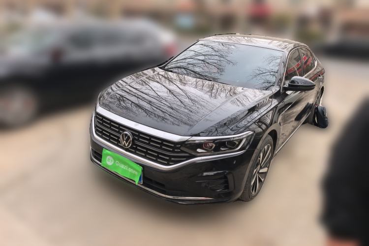 Used Volkswagen Passat 2025 Outstanding Model 380TSI Dragon Glory Edition