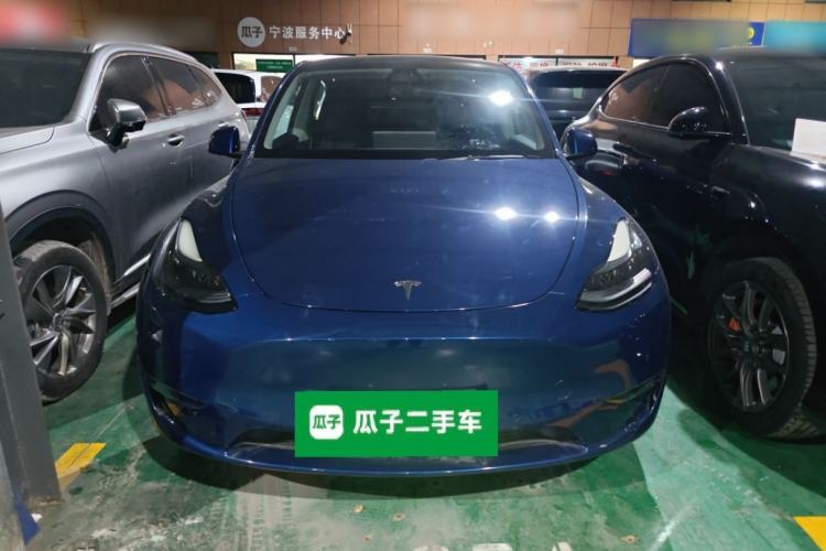 Used Tesla Model Y 2021 Long-Range All-Wheel-Drive Version