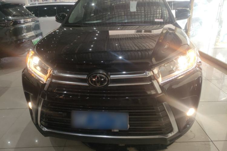 Used Toyota Highlander 2018 2.0T Four-Wheel Drive Prestige Version 7 Seats China VI Standard
