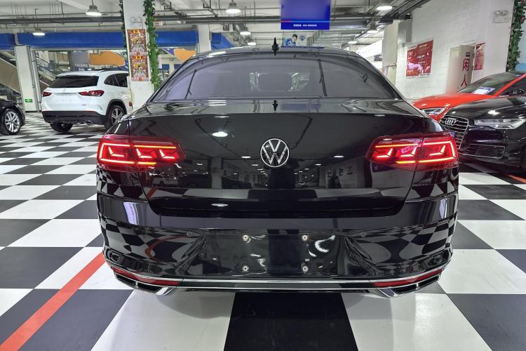 Used Volkswagen Magotan 2023 2 Million Units Commemorative Edition 330TSI DSG Luxury Version
