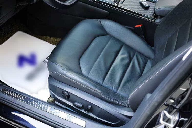 Used Volkswagen Phideon 2019 380TSI Two-Wheel Drive Business Edition China VI Standard
