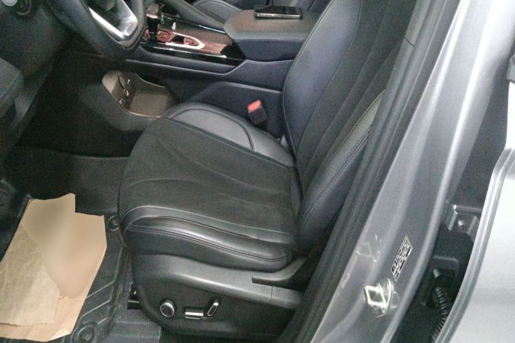 Used Geely Auto Monjaro L 2024 2.0TD High-Power Automatic Two-Wheel Drive Skyline Edition
