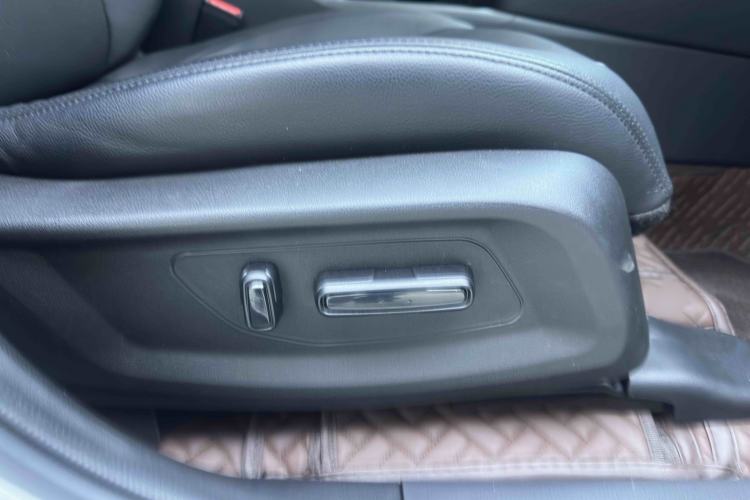 Used Honda XR-V 2023 1.5L CVT Thermal Edition
