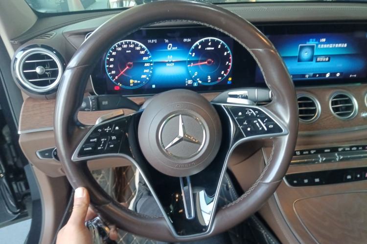 Used Mercedes-Benz E-Class 2022 Revised Version E 300 L Luxury Edition
