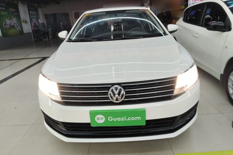 Used Volkswagen Lavida 2015 1.6L Automatic Fashion Edition