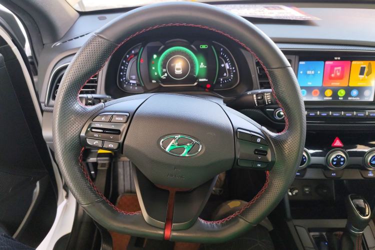 Used Hyundai Elantra 2019 1.4T Dual-Clutch Xuan Dong · Dynamic Model