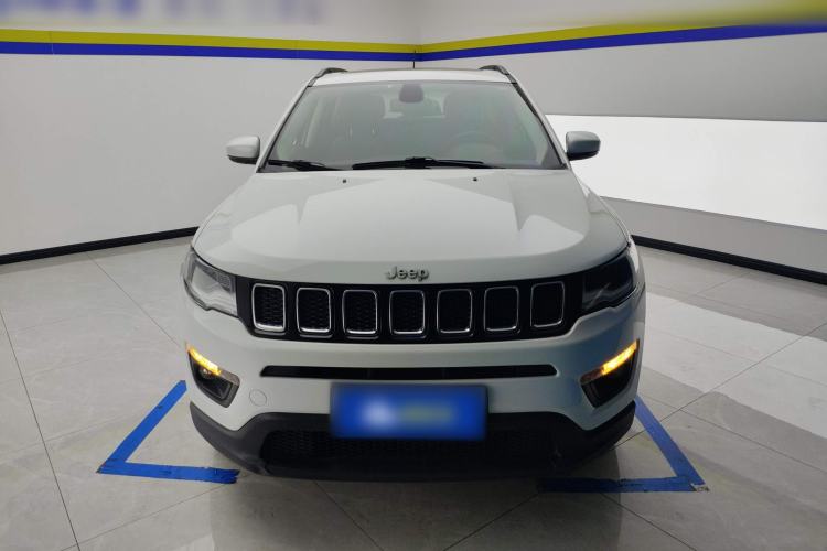 Used  Compass 2019 200T Automatic Family Edition - Connected Large Screen Version
